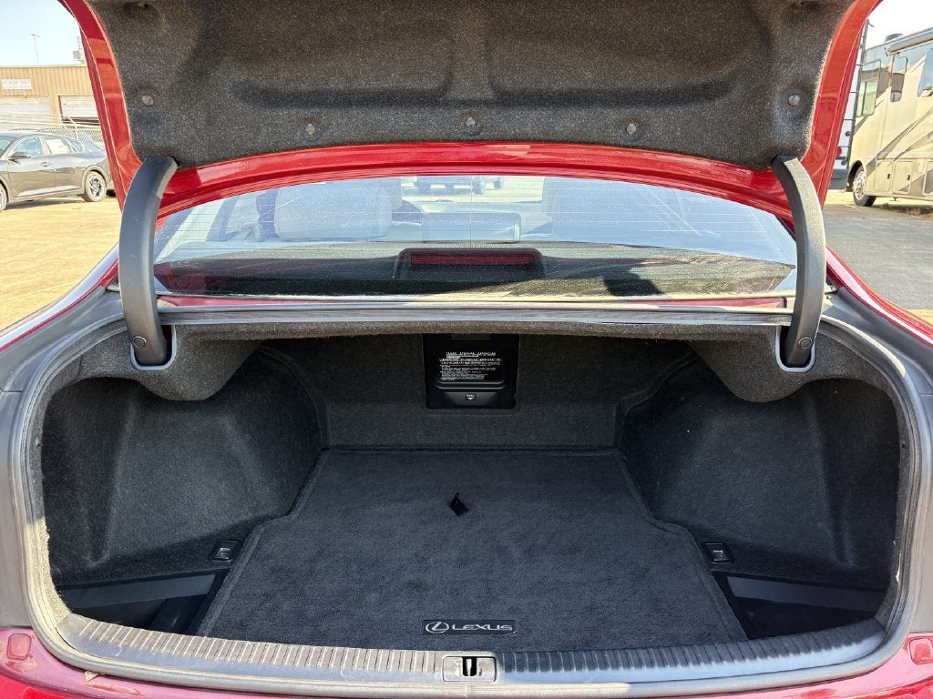 2011 Lexus IS 250 4dr Sport Sdn Man RWD
