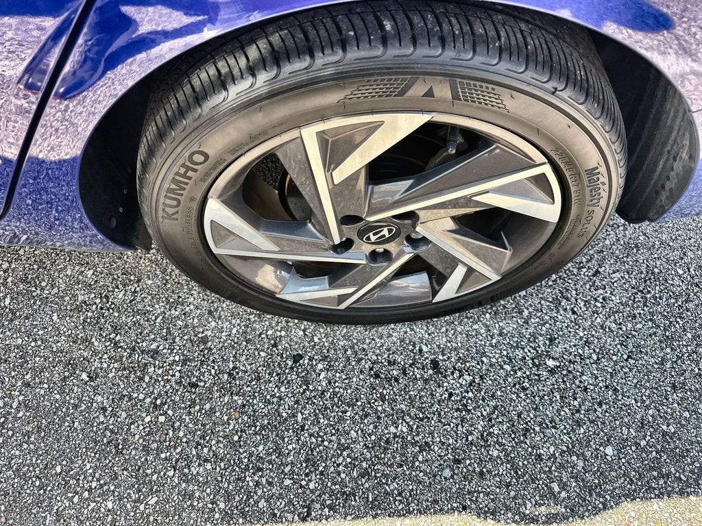 2024 Hyundai Elantra Limited