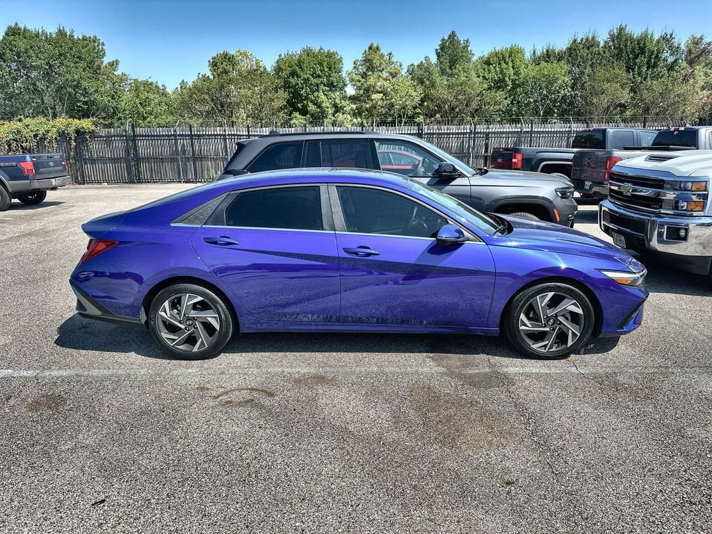 2024 Hyundai Elantra Limited