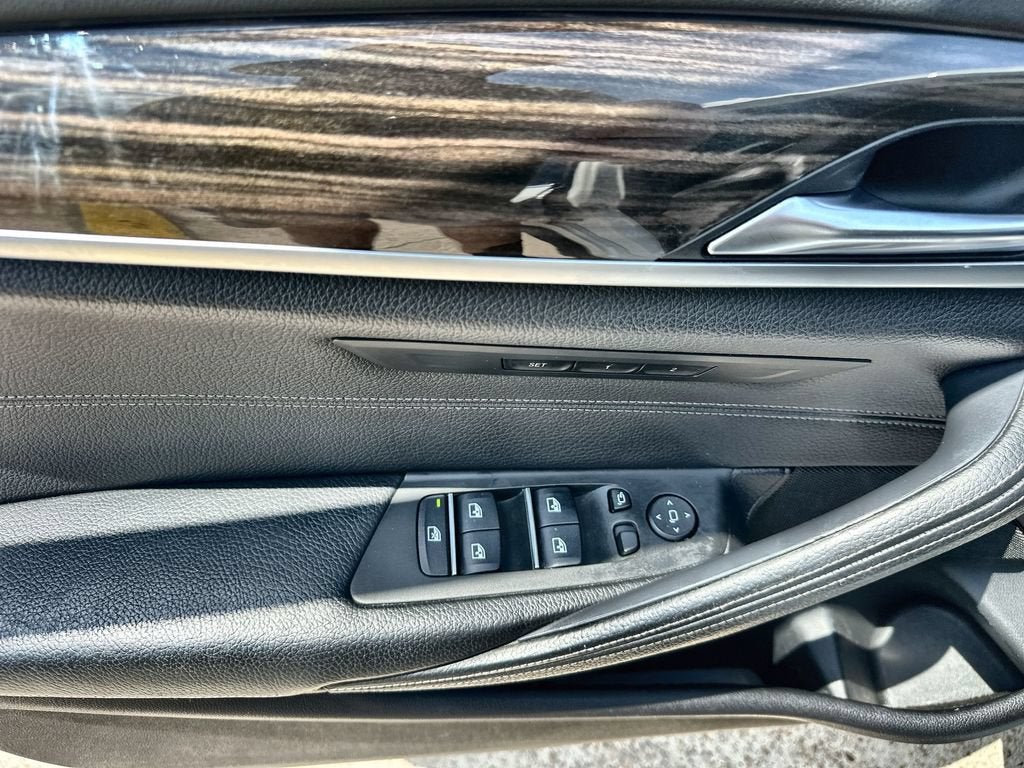 2017 BMW 5 Series 530i
