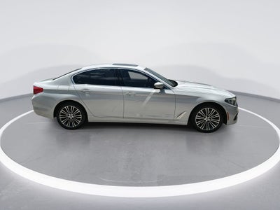 2017 BMW 5 Series 530i