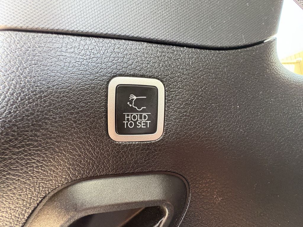 2024 Jeep Wagoneer Base
