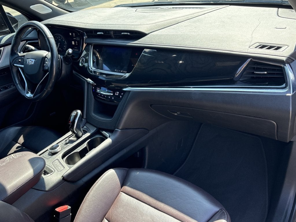 2021 Cadillac XT6 Premium Luxury