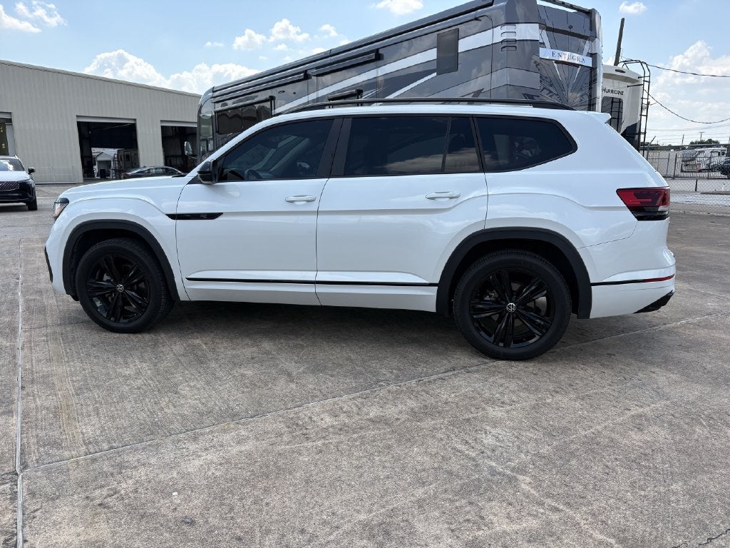 2023 Volkswagen Atlas 3.6L V6 SEL R-Line