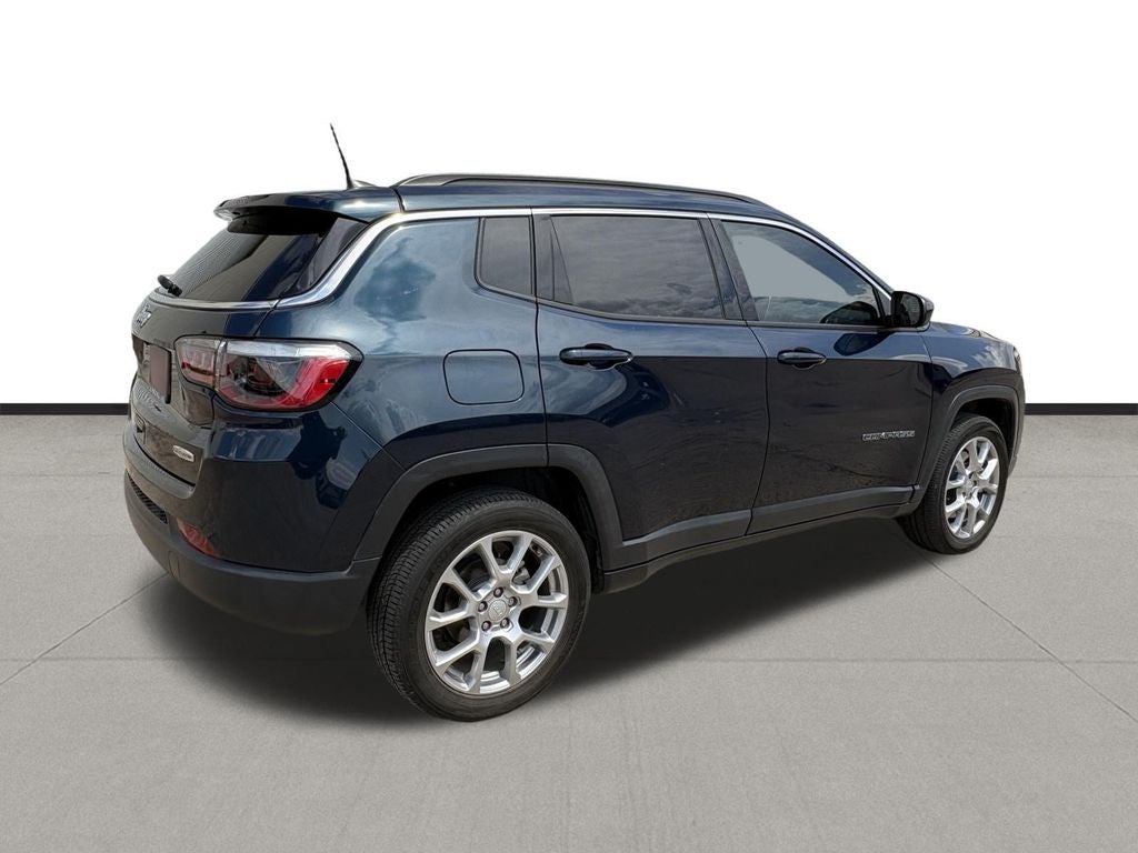 2024 Jeep Compass Latitude Lux