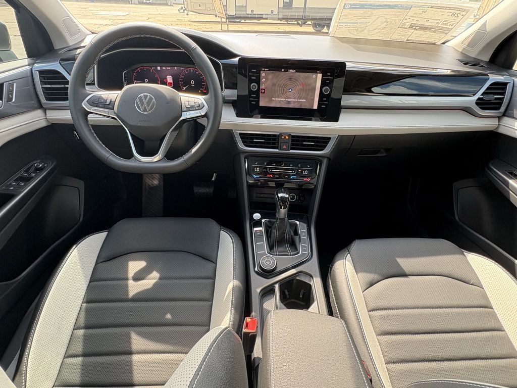 2025 Volkswagen Taos 1.5T SEL