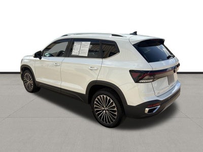 2025 Volkswagen Taos 1.5T SE