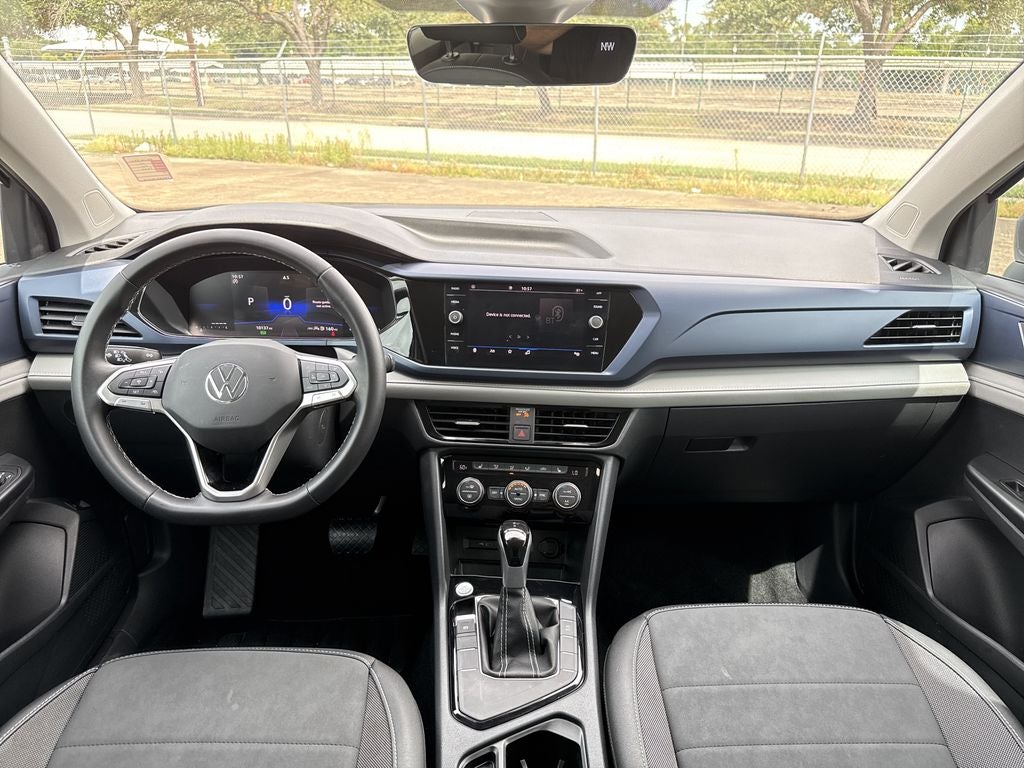 2024 Volkswagen Taos 1.5T SE