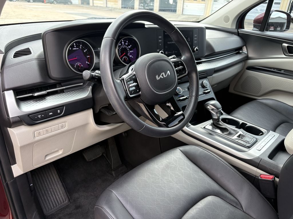 2024 Kia Carnival LX