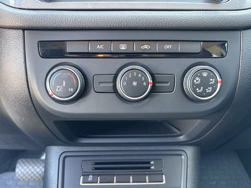 2017 Volkswagen Tiguan Limited 2.0T 4Motion