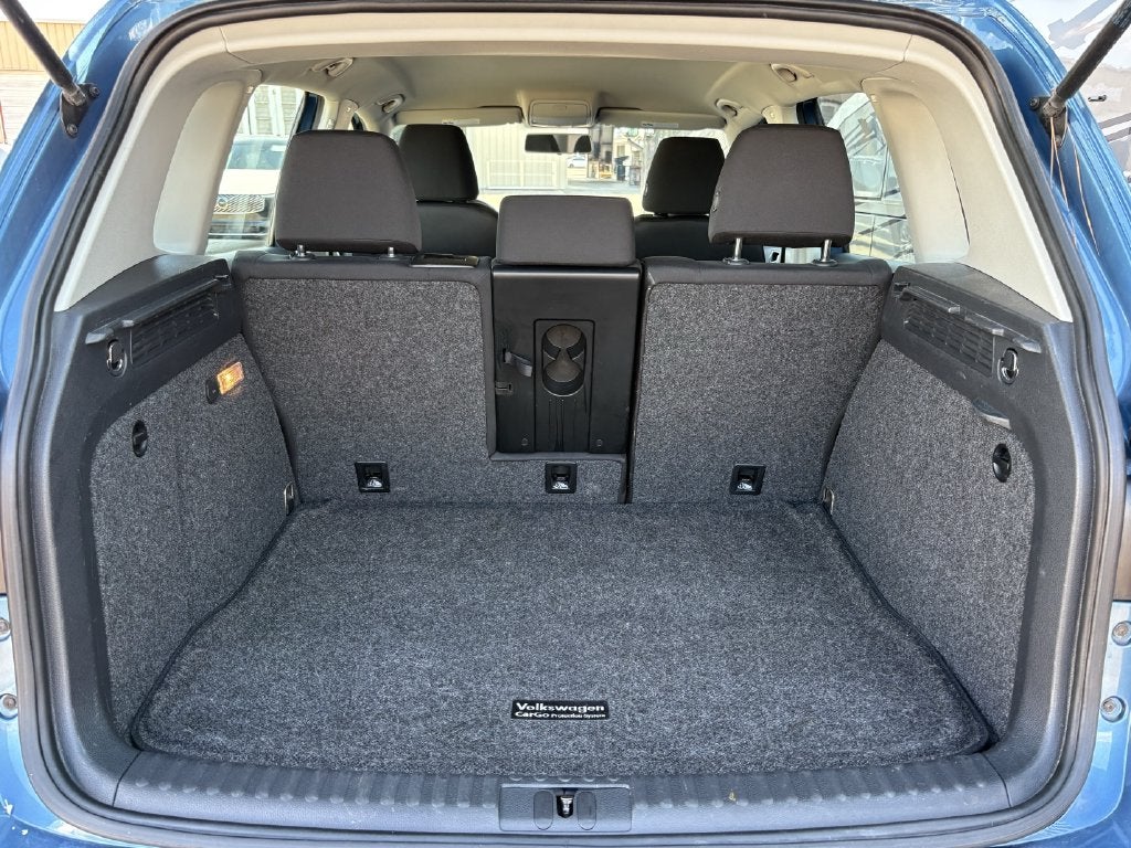 2017 Volkswagen Tiguan Limited 2.0T 4Motion