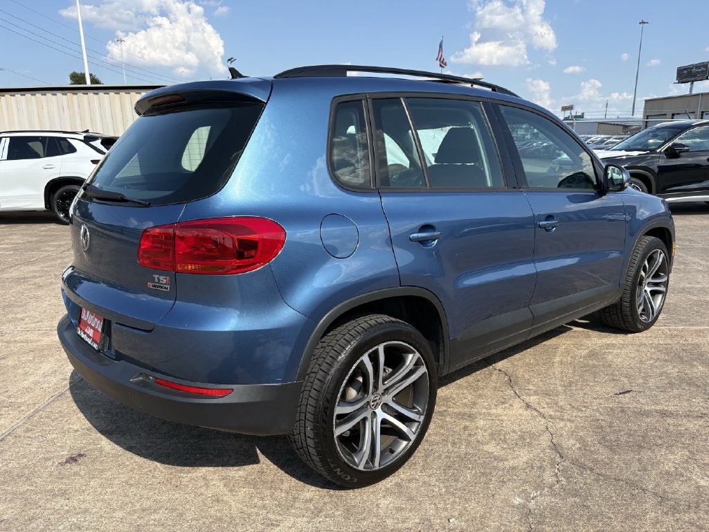 2017 Volkswagen Tiguan Limited 2.0T 4Motion