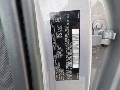 2023 Volvo XC90 B5 Plus