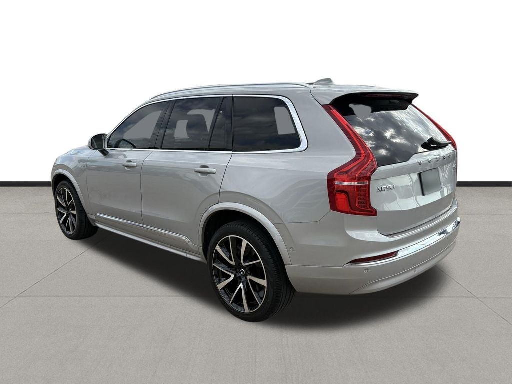2023 Volvo XC90 B5 Plus