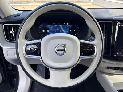 2024 Volvo XC60 B5 Plus Dark Theme
