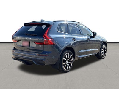 2024 Volvo XC60 B5 Plus Dark Theme