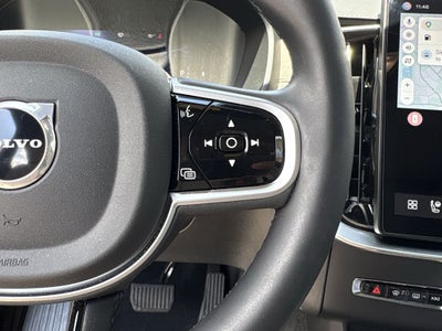 2026 Volvo XC90 B5 Plus