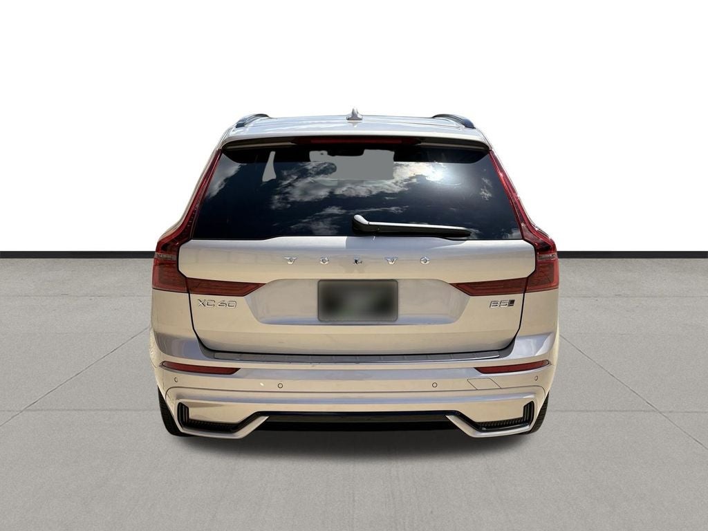 2026 Volvo XC60 B5 Plus