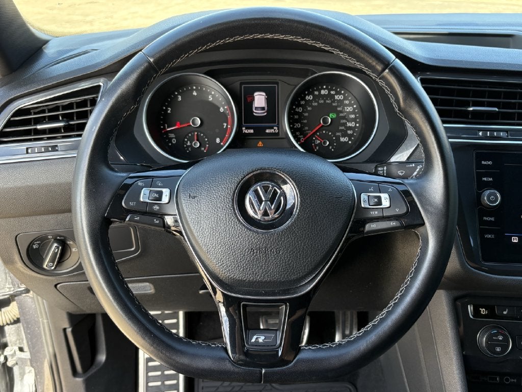 2020 Volkswagen Tiguan 2.0T SE R-Line Black