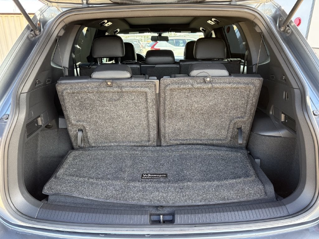 2020 Volkswagen Tiguan 2.0T SE R-Line Black