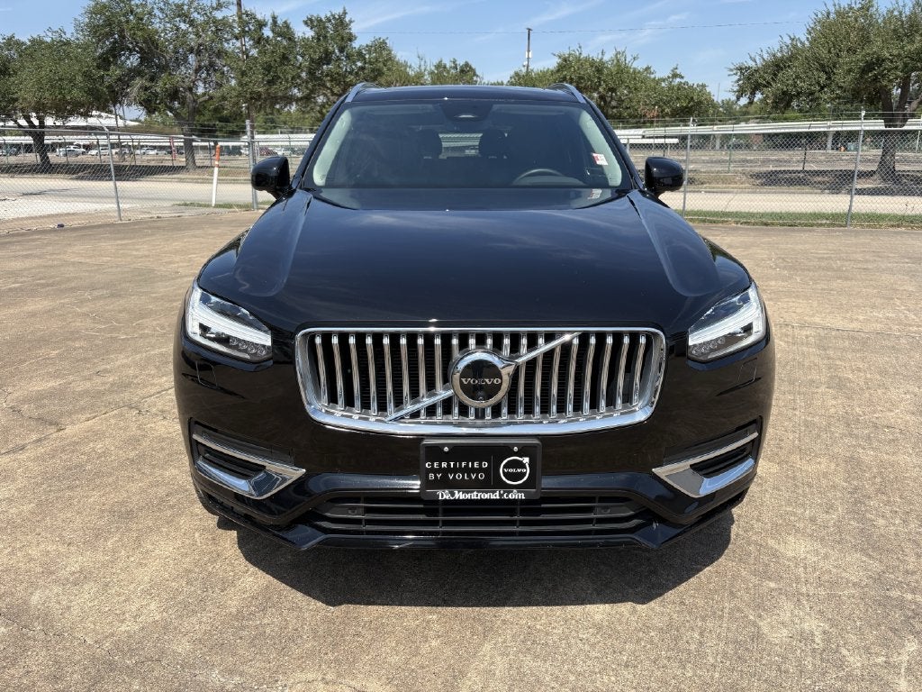 2024 Volvo XC90 B5 Plus