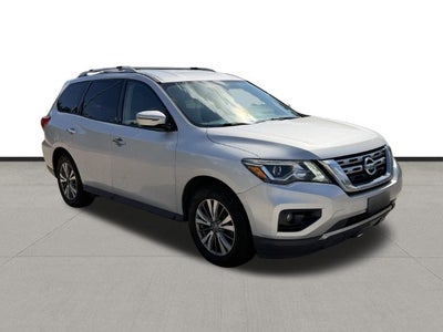 2020 Nissan Pathfinder SV