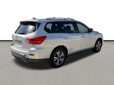 2020 Nissan Pathfinder SV