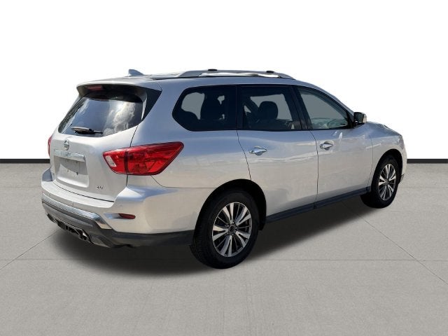 2020 Nissan Pathfinder SV