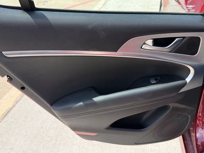 2022 Genesis G70 2.0T