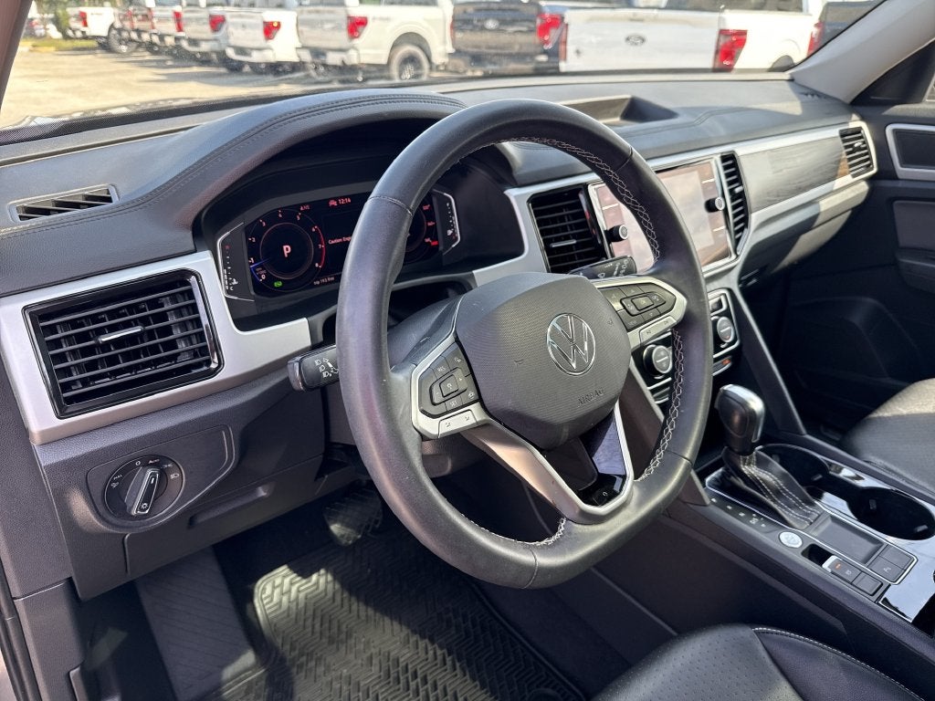 2022 Volkswagen Atlas 2.0T SE w/Technology