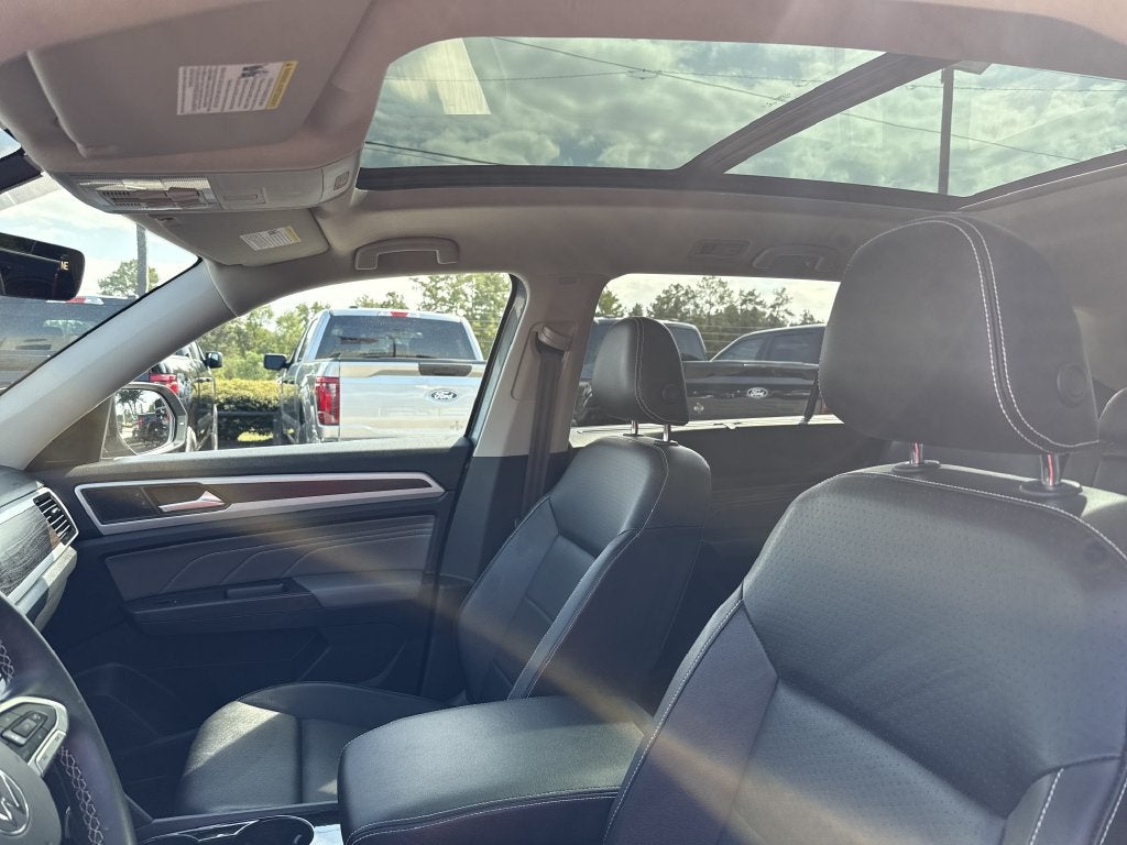 2022 Volkswagen Atlas 2.0T SE w/Technology