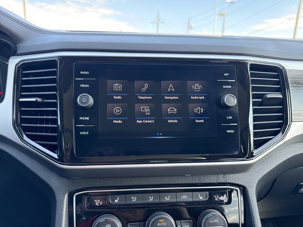 2022 Volkswagen Atlas 2.0T SE w/Technology