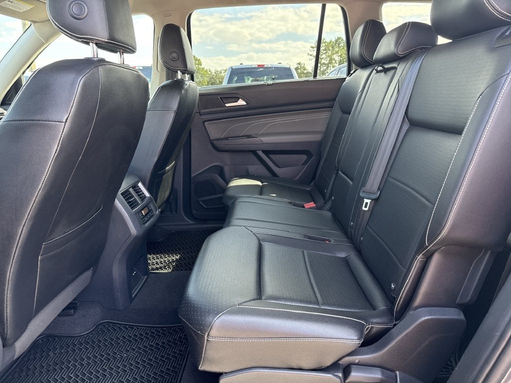 2022 Volkswagen Atlas 2.0T SE w/Technology