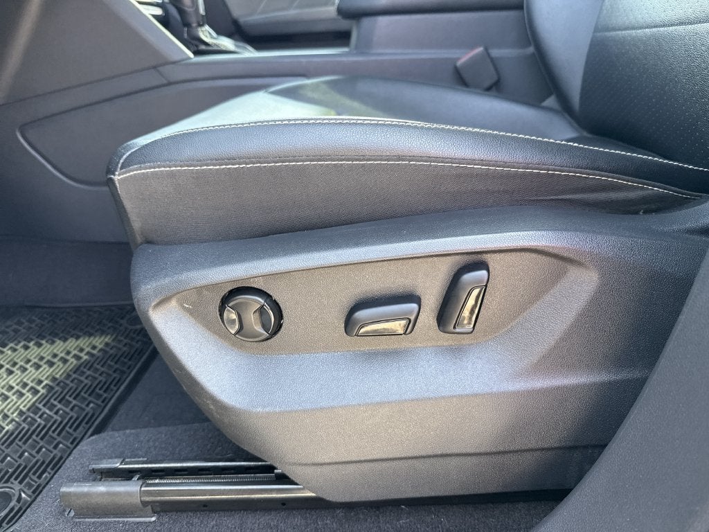 2022 Volkswagen Atlas 2.0T SE w/Technology