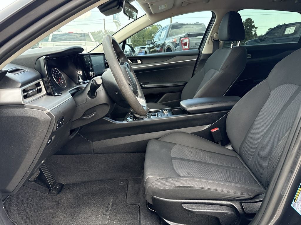 2023 Kia K5 LXS