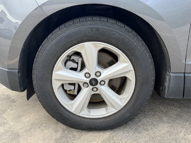 2023 Ford Edge SE