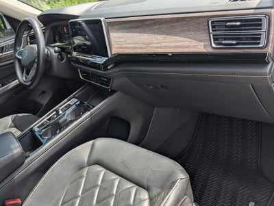 2024 Volkswagen Atlas 2.0T SEL Premium R-Line
