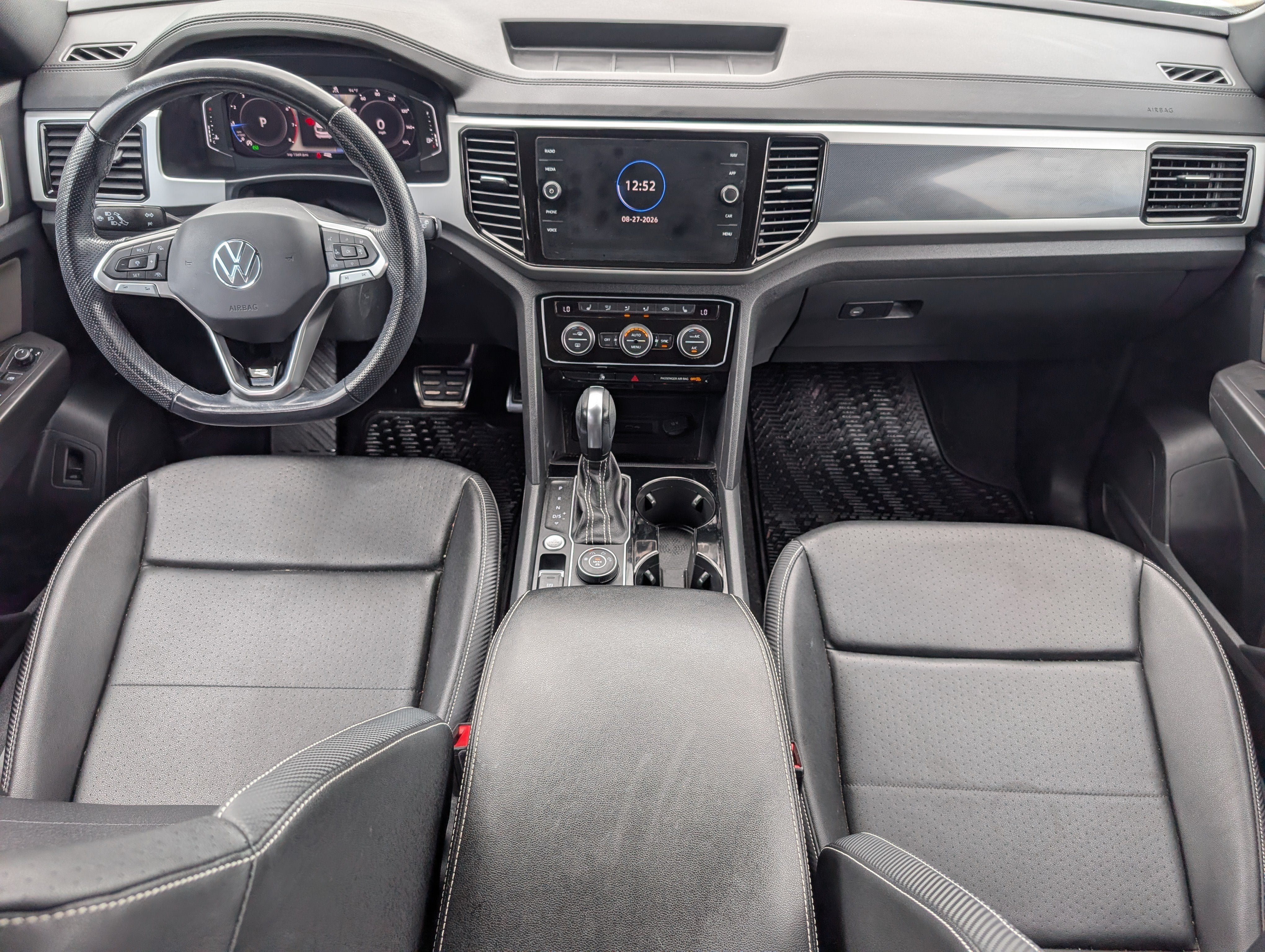 2023 Volkswagen Atlas Cross Sport 2.0T SEL R-Line Black