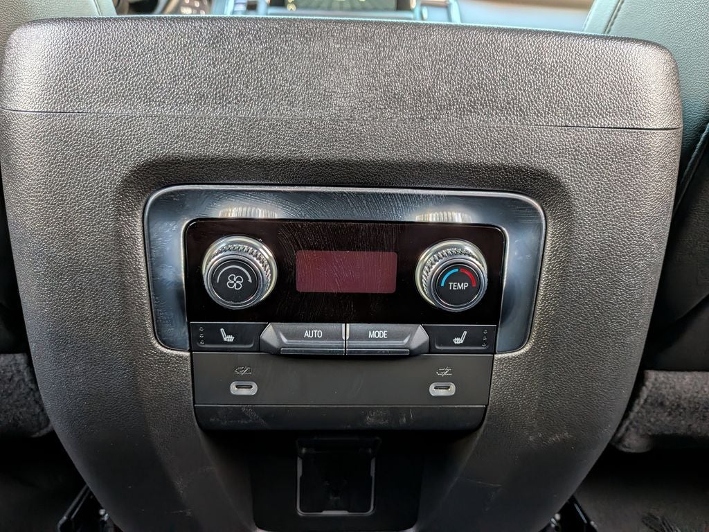 2022 GMC Yukon AT4