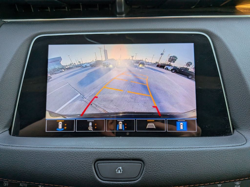 2022 Cadillac XT4 Premium Luxury