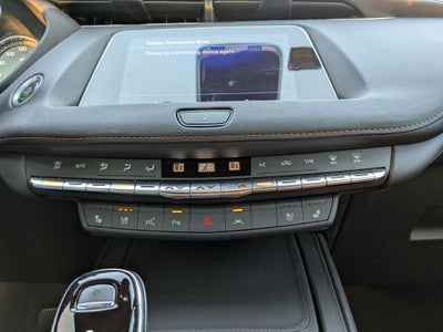 2022 Cadillac XT4 Premium Luxury