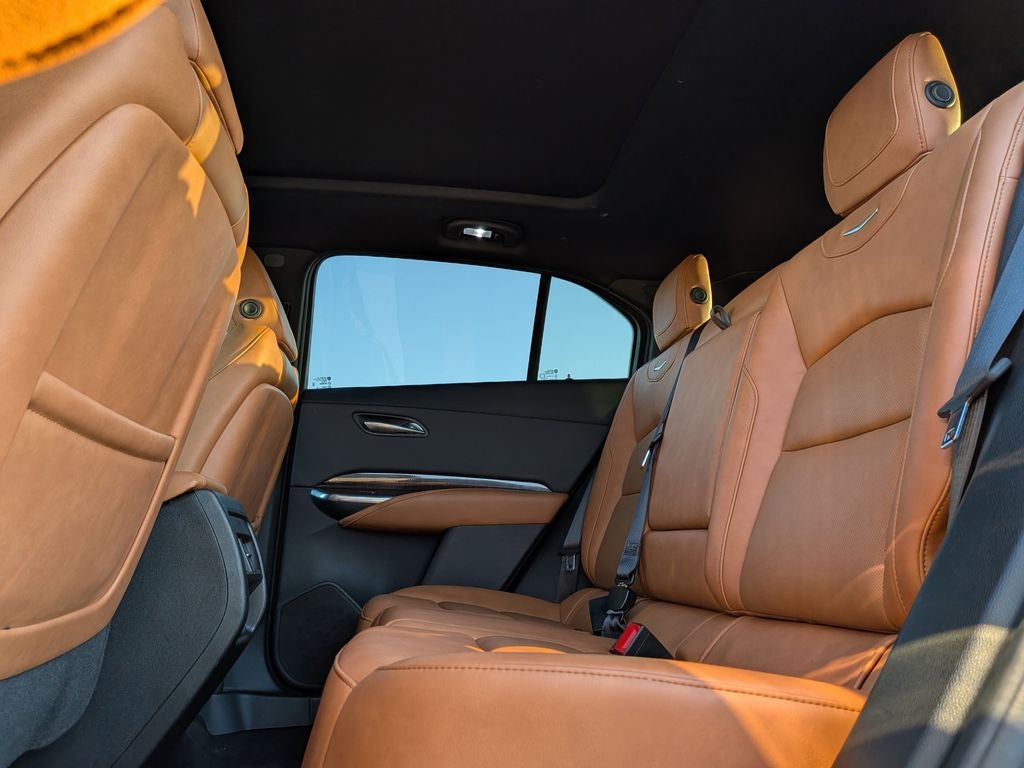 2022 Cadillac XT4 Premium Luxury