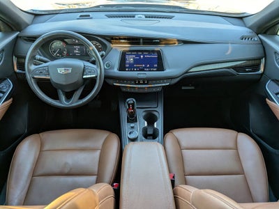 2022 Cadillac XT4 Premium Luxury