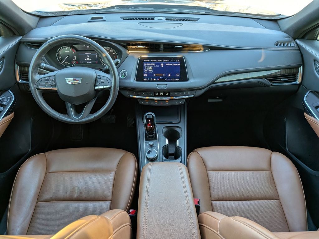 2022 Cadillac XT4 Premium Luxury