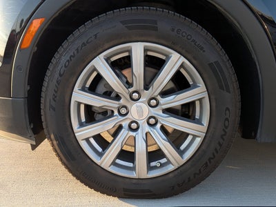 2022 Cadillac XT4 Premium Luxury