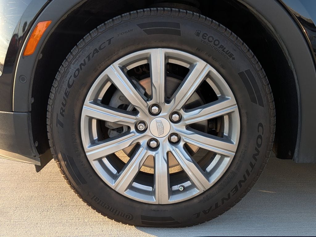 2022 Cadillac XT4 Premium Luxury