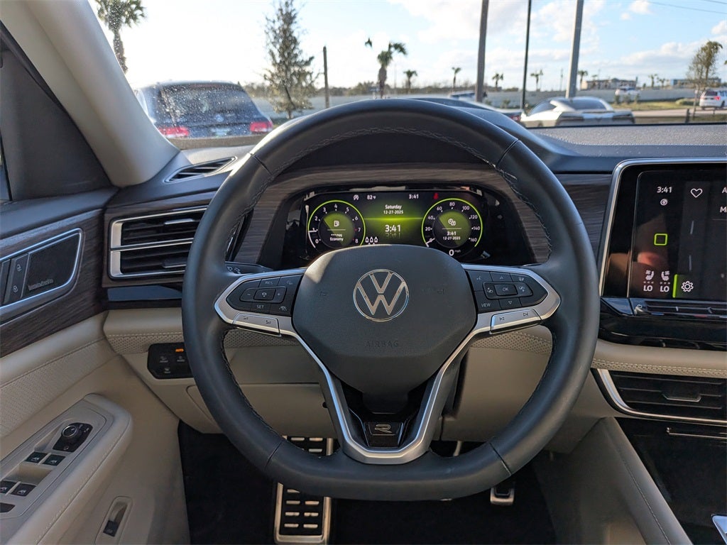 2025 Volkswagen Atlas 2.0T SEL Premium R-Line