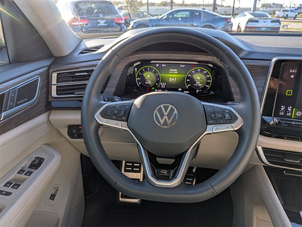 2025 Volkswagen Atlas 2.0T SEL Premium R-Line