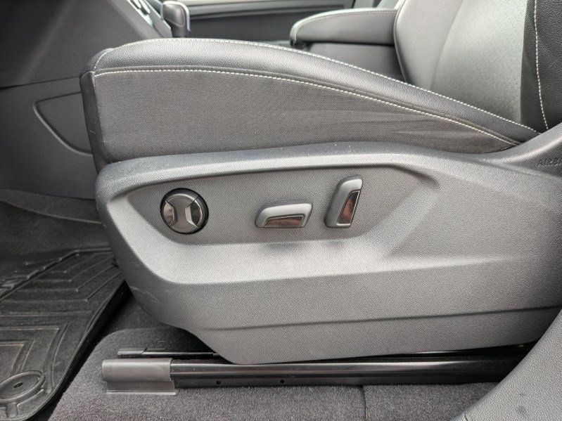 2020 Volkswagen Atlas Cross Sport 3.6L V6 SE w/Technology