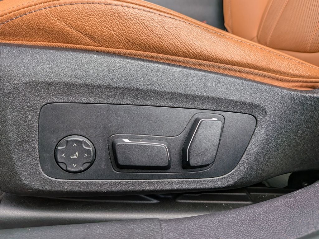 2024 BMW 3 Series 330i